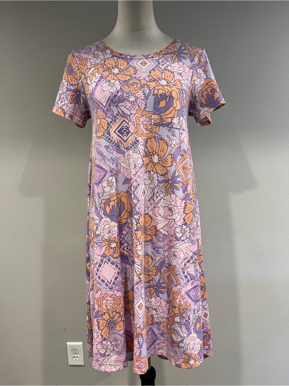 LuLaRoe Carly floral‎ print casual high low loose fit short sleeve dress